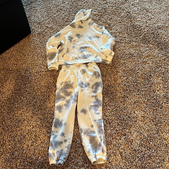Brooke Taylor tie died sweatsuit - Picture 1 of 5